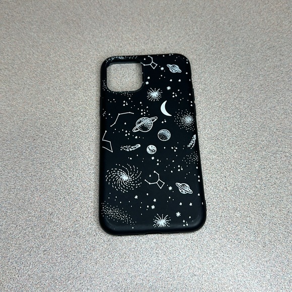 iPhone 11 Pro phone cases set of 3 - Picture 4 of 4